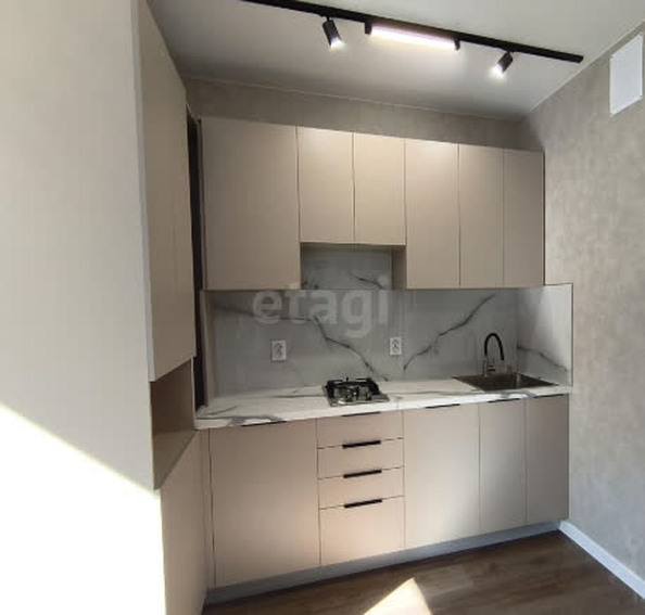 
  Сдается 1-комн. квартира 36 м². Фото 1.