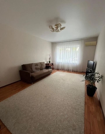
  Продается 2-комн. квартира 65 м². Фото 2.