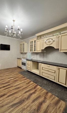 
  Продается 1-комн. квартира 63.5 м². Фото 2.