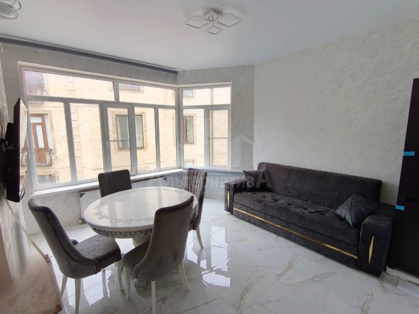 
  Продается 1-комн. квартира 63 м². Фото 1.