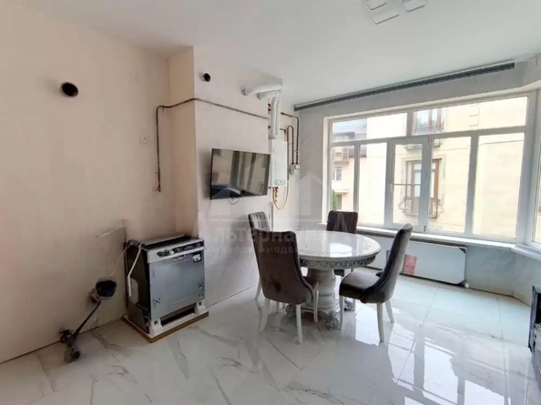 
  Продается 1-комн. квартира 63 м². Фото 2.