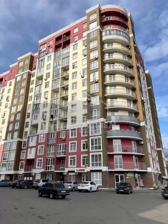 
  Продается 2-комн. квартира 70 м². Фото 1.