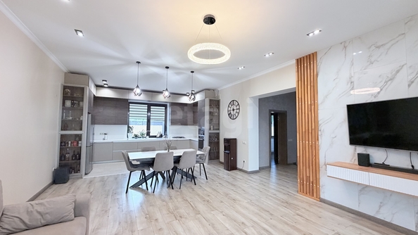 
  Продается дом 318 м². Фото 1.