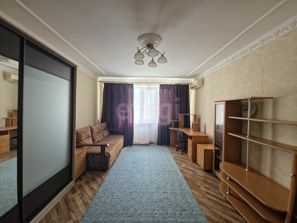 
  Сдается 3-комн. квартира 114 м². Фото 9.