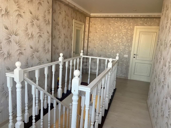 
  Продается 4-комн. квартира 200 м². Фото 1.