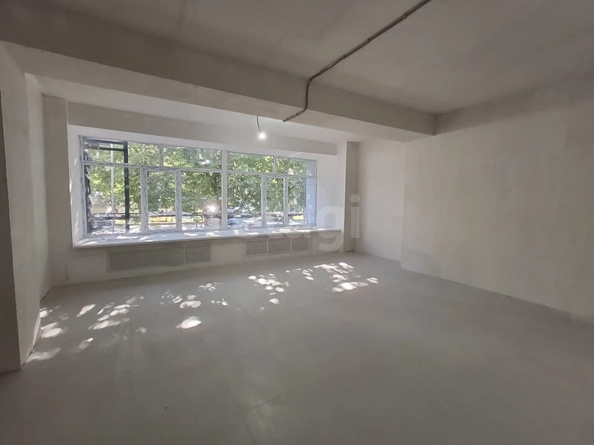 
  Сдается универсальное помещение 411.4 м². Фото 1.