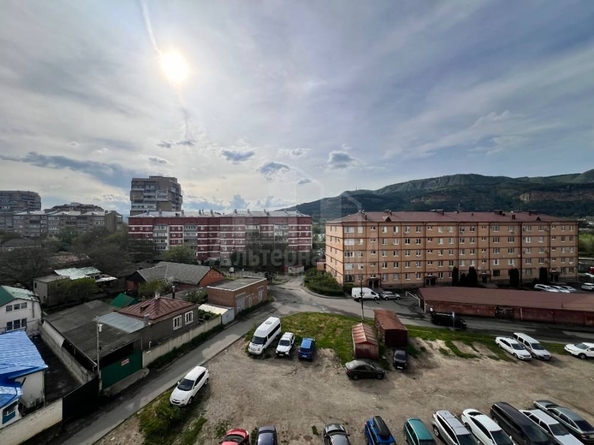 
  Продается 3-комн. квартира 70.1 м². Фото 1.