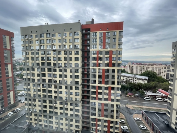 
  Продается 2-комн. квартира 65 м². Фото 10.