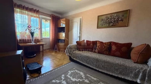 
  Продается 3-комн. квартира 54.8 м². Фото 1.