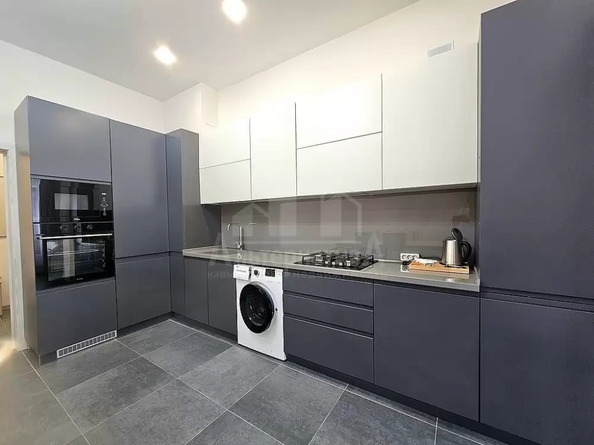 
  Продается 2-комн. квартира 111.8 м². Фото 7.