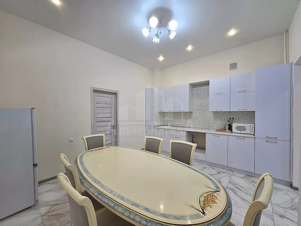
  Продается 2-комн. квартира 111.8 м². Фото 8.