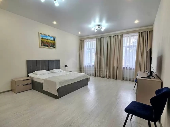 
  Продается 2-комн. квартира 111.8 м². Фото 10.