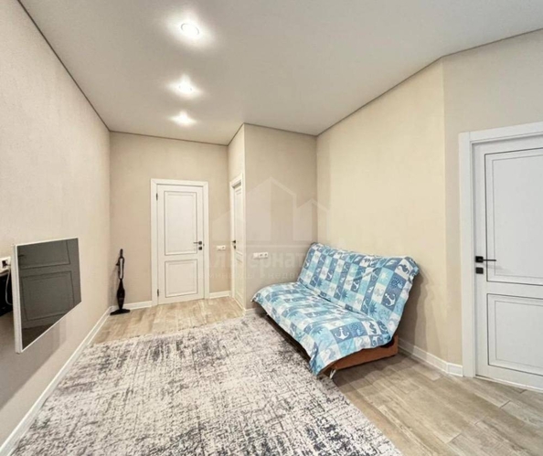 
  Продается 2-комн. квартира 65 м². Фото 2.