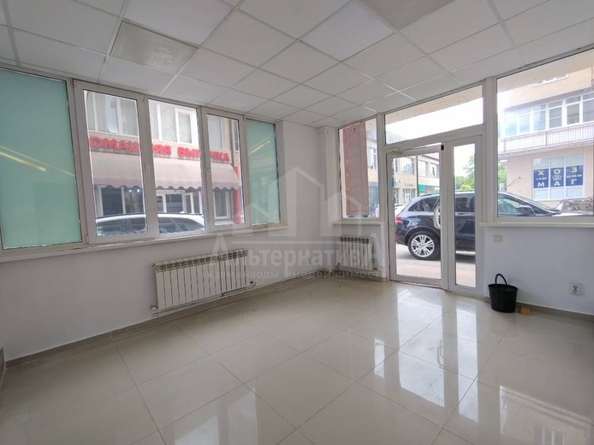 
  Сдается универсальное помещение 45 м². Фото 7.