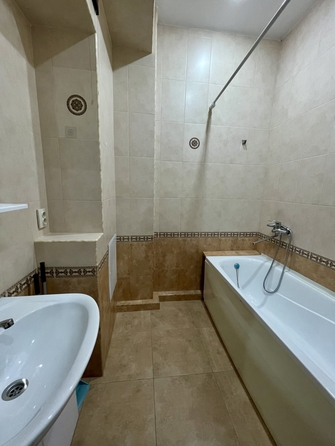 
  Сдается 2-комн. квартира 65 м². Фото 9.