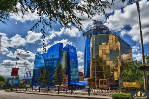 
  Продается универсальное помещение 2150 м². Фото 1.