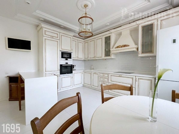 
  Продается 3-комн. квартира 132 м². Фото 8.