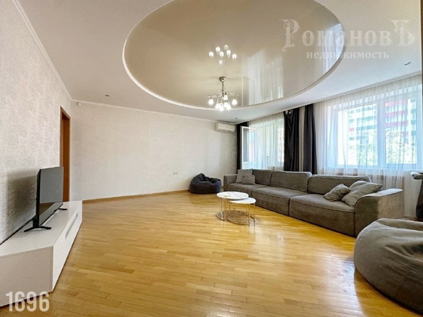 
  Продается 2-комн. квартира 90 м². Фото 2.