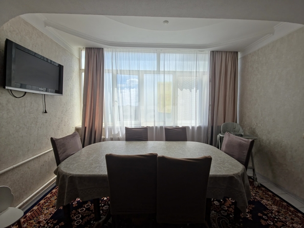 
  Продается 4-комн. квартира 181.9 м². Фото 4.
