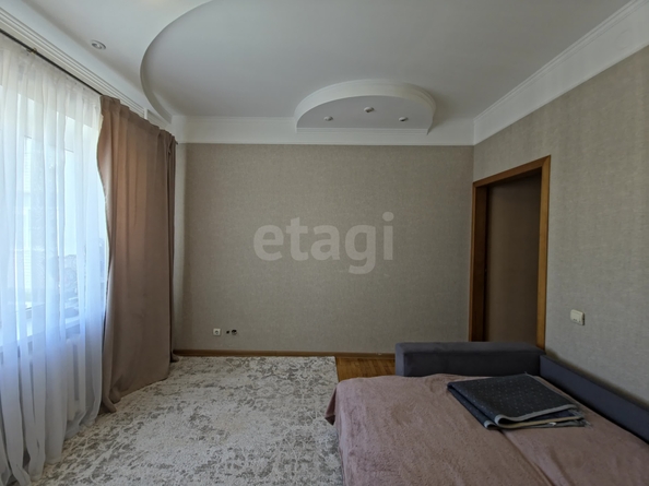 
  Продается 4-комн. квартира 181.9 м². Фото 12.