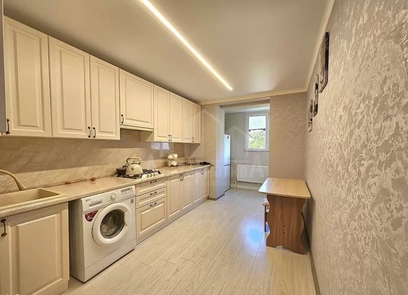 
  Продается 3-комн. квартира 89.7 м². Фото 1.