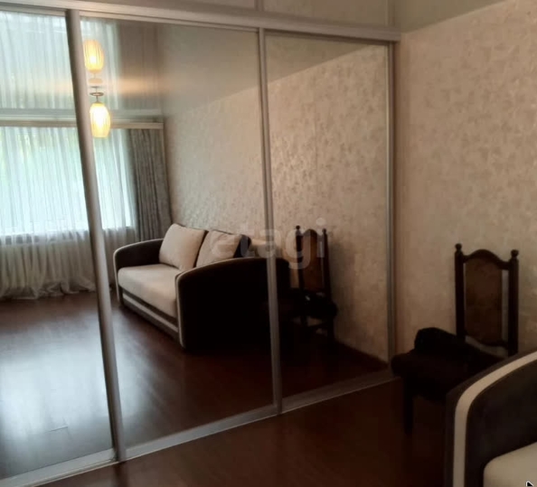 
  Сдается 3-комн. квартира 64 м². Фото 1.