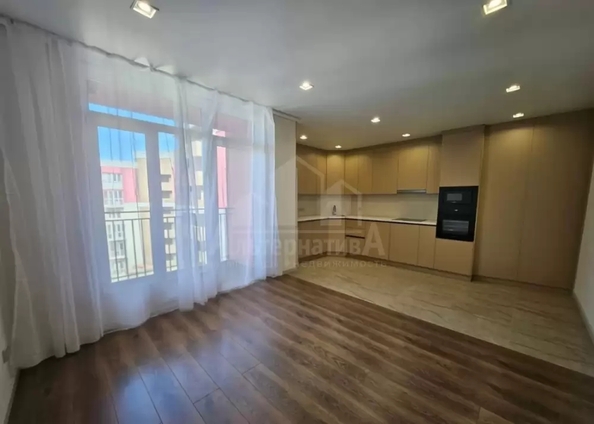 
  Сдается 3-комн. квартира 73 м². Фото 1.
