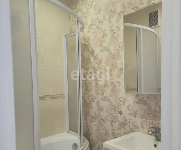 
  Сдается 3-комн. квартира 90 м². Фото 7.