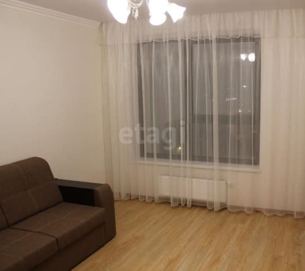 
  Сдается 1-комн. квартира 38 м². Фото 1.