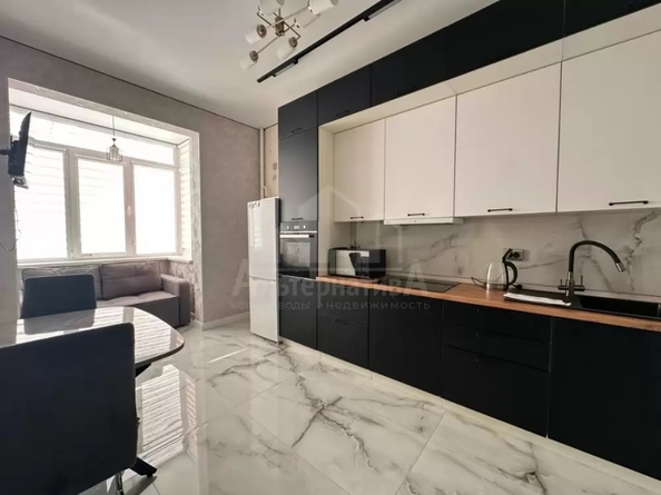 
  Продается 1-комн. квартира 47 м². Фото 1.