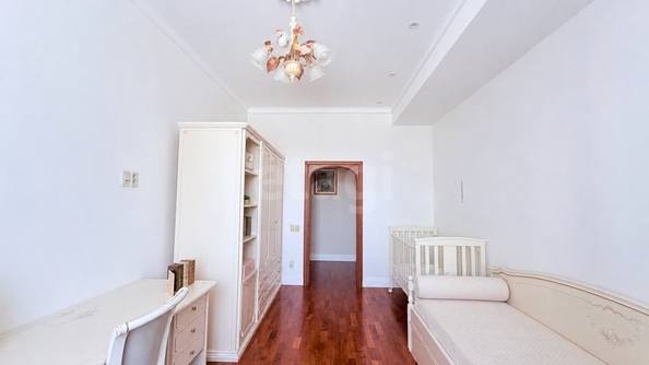 
  Продается 4-комн. квартира 172 м². Фото 18.