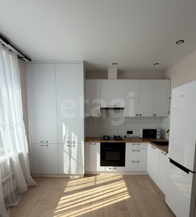 
  Сдается 2-комн. квартира 51.6 м². Фото 1.