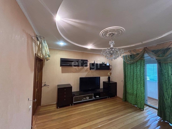 
  Сдается 2-комн. квартира 69.9 м². Фото 1.