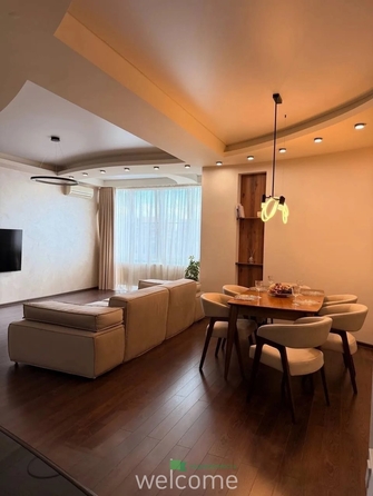 
  Продается 2-комн. квартира 86 м². Фото 1.