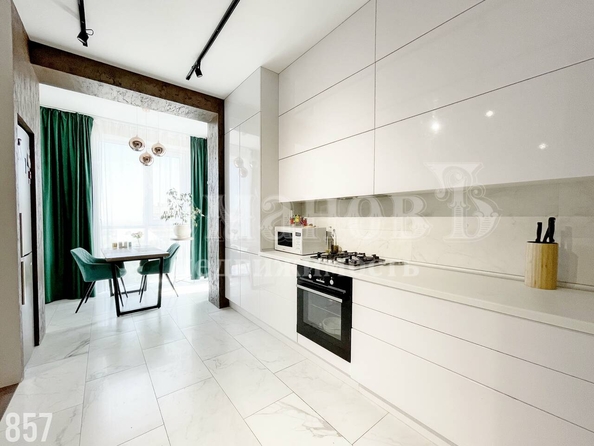 
  Продается 3-комн. квартира 105 м². Фото 2.