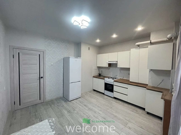 
  Продается 1-комн. квартира 38.3 м², в ЖК Высота, литер 4.2. Фото 7.