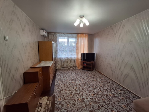 
   Продам 1-комнатную, 31.9 м², СНИИСХ мкр, 7

. Фото 2.