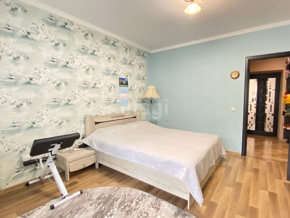 
   Продам 2-комнатную, 65 м², Ленина ул, 417и/1

. Фото 9.