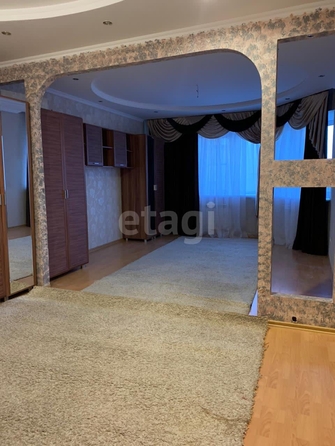 
   Продам 2-комнатную, 83 м², 8 Марта ул, 63

. Фото 6.