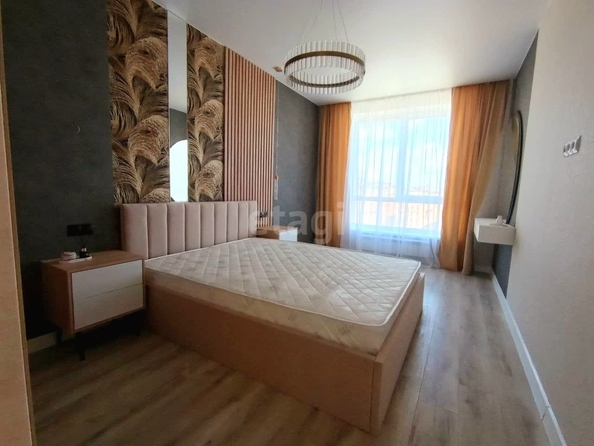 
   Продам 2-комнатную, 64 м², Павла Буравцева ул, 42

. Фото 5.