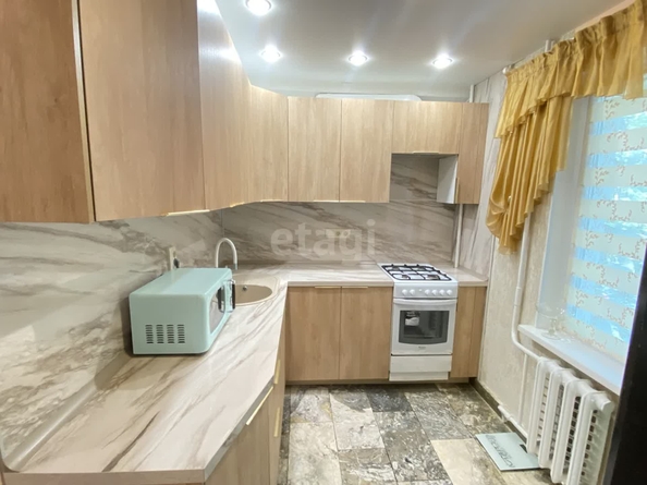 
   Продам 3-комнатную, 63 м², 50 лет ВЛКСМ ул, 24/2

. Фото 2.