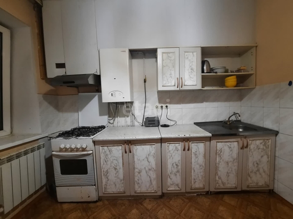 
   Продам 2-комнатную, 49.8 м², 45 Параллель ул, 20

. Фото 9.