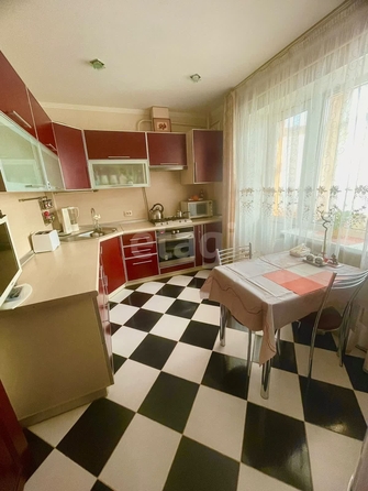 
   Продам 2-комнатную, 68.5 м², Сельская ул, 18г

. Фото 7.