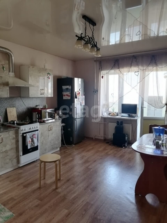 
   Продам 2-комнатную, 85 м², Доваторцев ул, 86/2

. Фото 4.