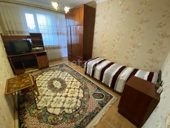 
   Продам 2-комнатную, 61.4 м², Пирогова ул, 62/4

. Фото 8.