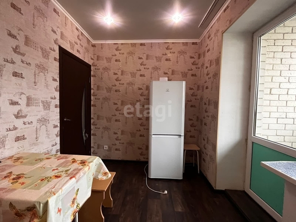 
   Продам 1-комнатную, 37 м², Доваторцев ул, 86/2

. Фото 5.