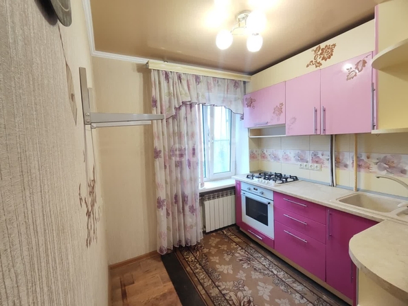 
   Продам 2-комнатную, 45.3 м², СНИИСХ мкр, 5

. Фото 10.