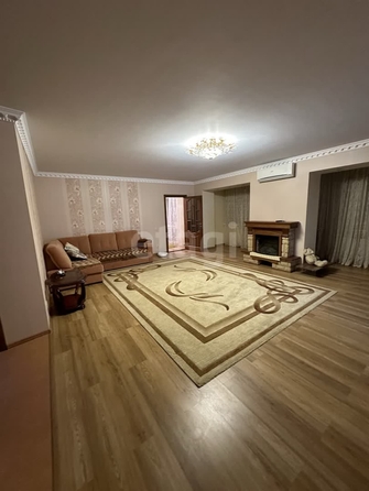 
   Продам 3-комнатную, 130 м², М.Морозова ул, 45

. Фото 2.