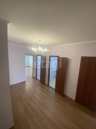 
   Продам 2-комнатную, 70 м², Демидова ул, 114/2

. Фото 2.