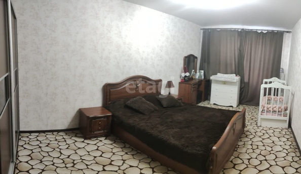 
   Продам 2-комнатную, 56.8 м², Ленина ул, 167/2

. Фото 3.